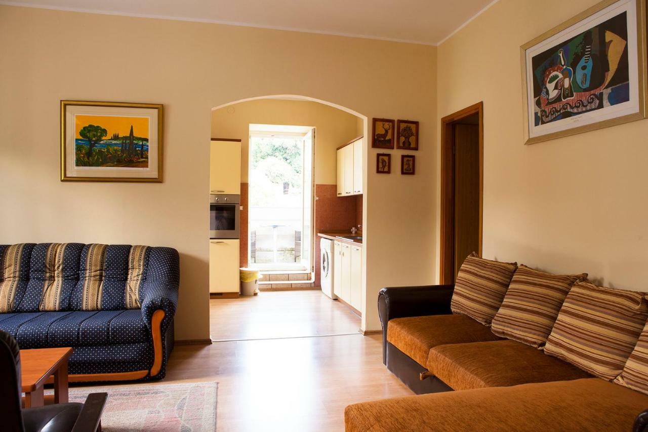 Apartament Delic *